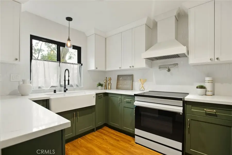 230 Bethany #124, Burbank, CA 91504 - Image #2