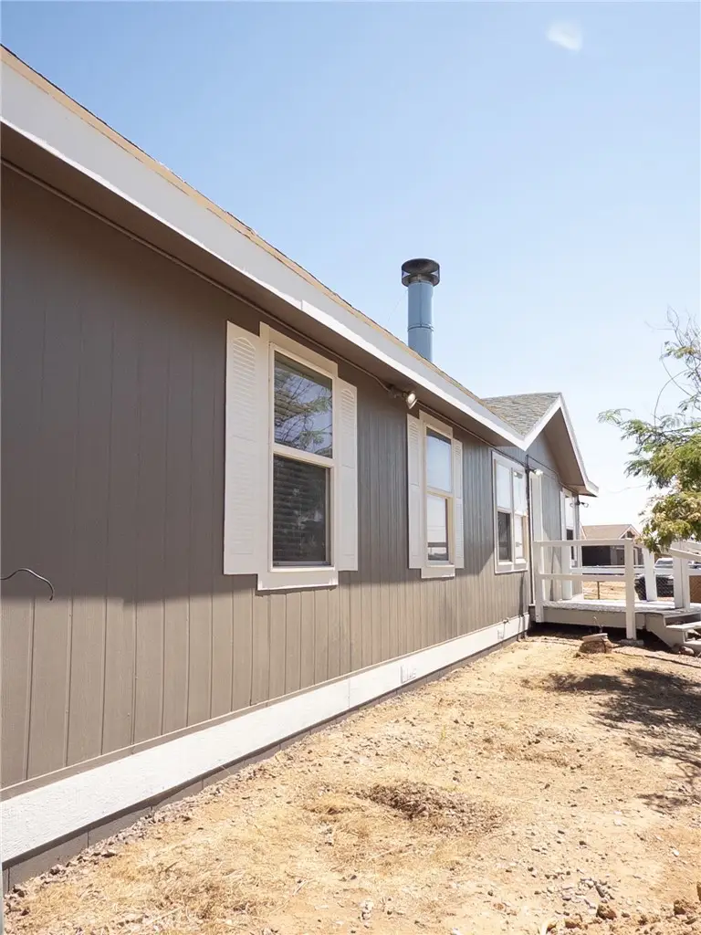8925 Oleander, California City, CA 93505 - #3