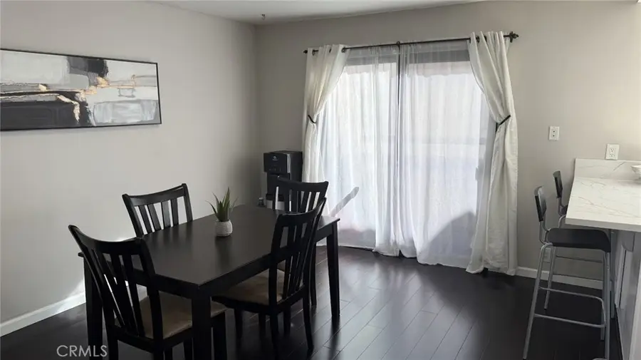 11300 Foothill Boulevard #33, Sylmar, CA 91342 - #3