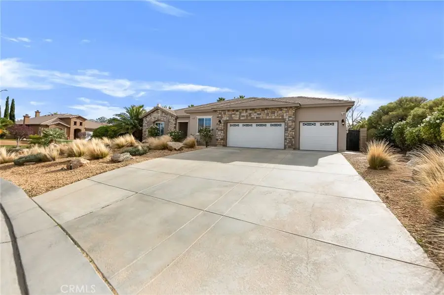 41632 - 41634 Firenze, Lancaster, CA 93536 - Image #2