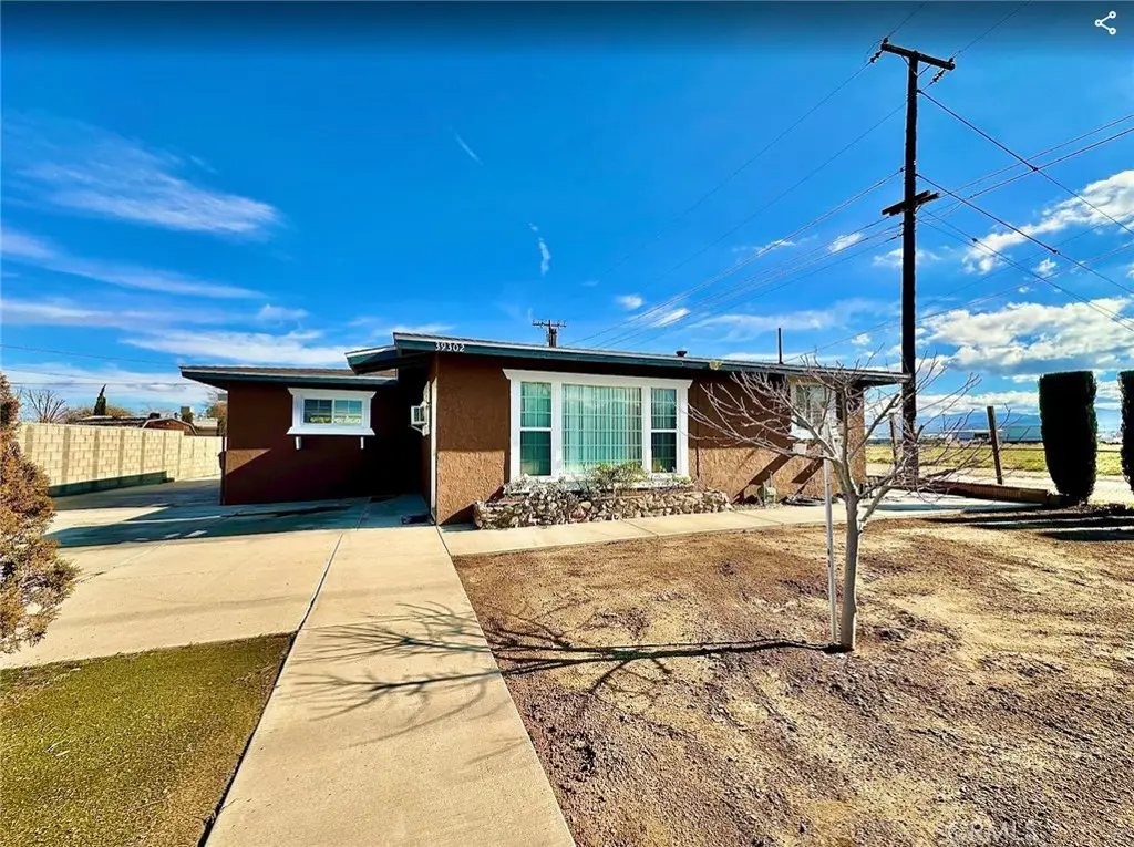 39302 10th E, Palmdale, CA 93550 - #1