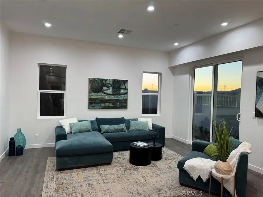 12511 12509 N Haleh Lane #12509, Sylmar, CA 91342 - Image #3