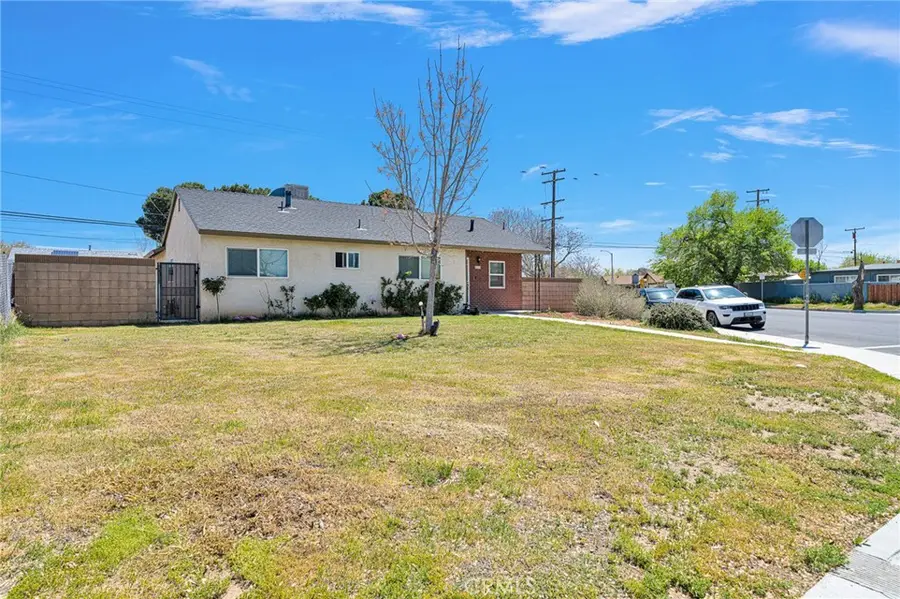 44188 Glenraven, Lancaster, CA 93535 - Image #2
