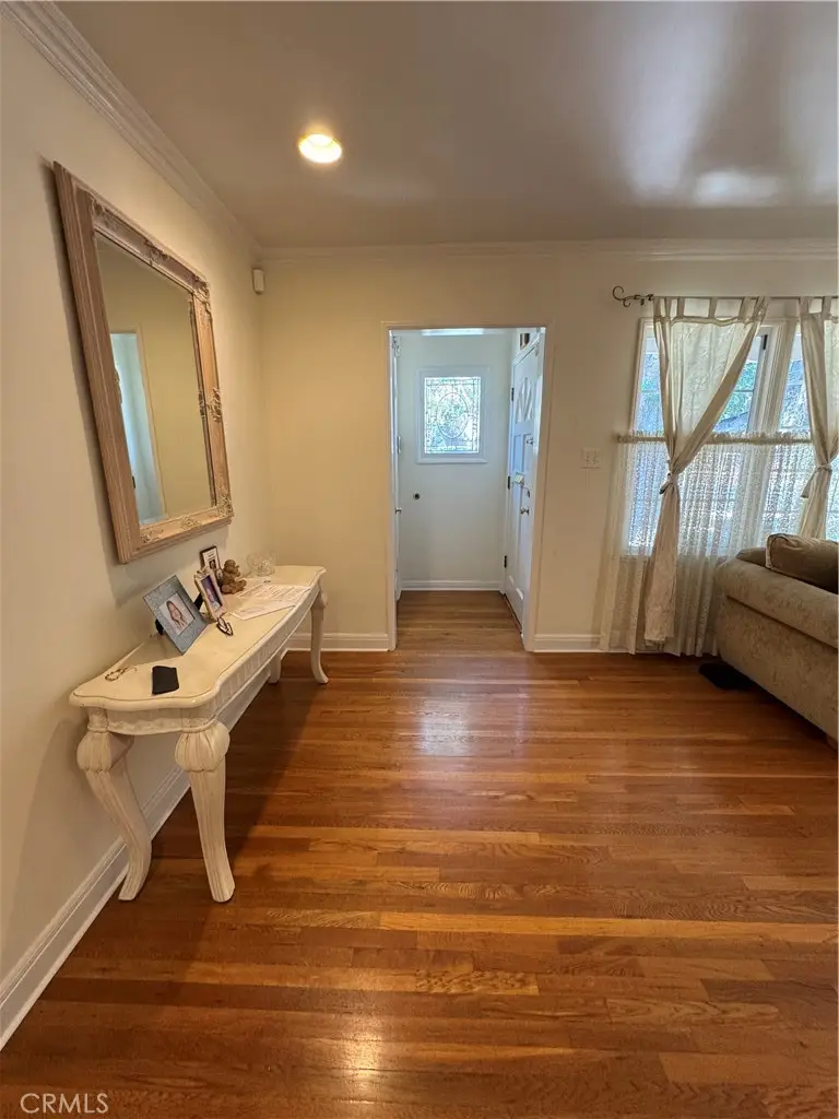 6552 Aqueduct Avenue, Van Nuys, CA 91406 - Image #2