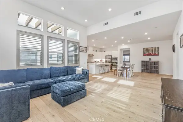 27227 Diamond Peak Lane #302, Valencia, CA 91381