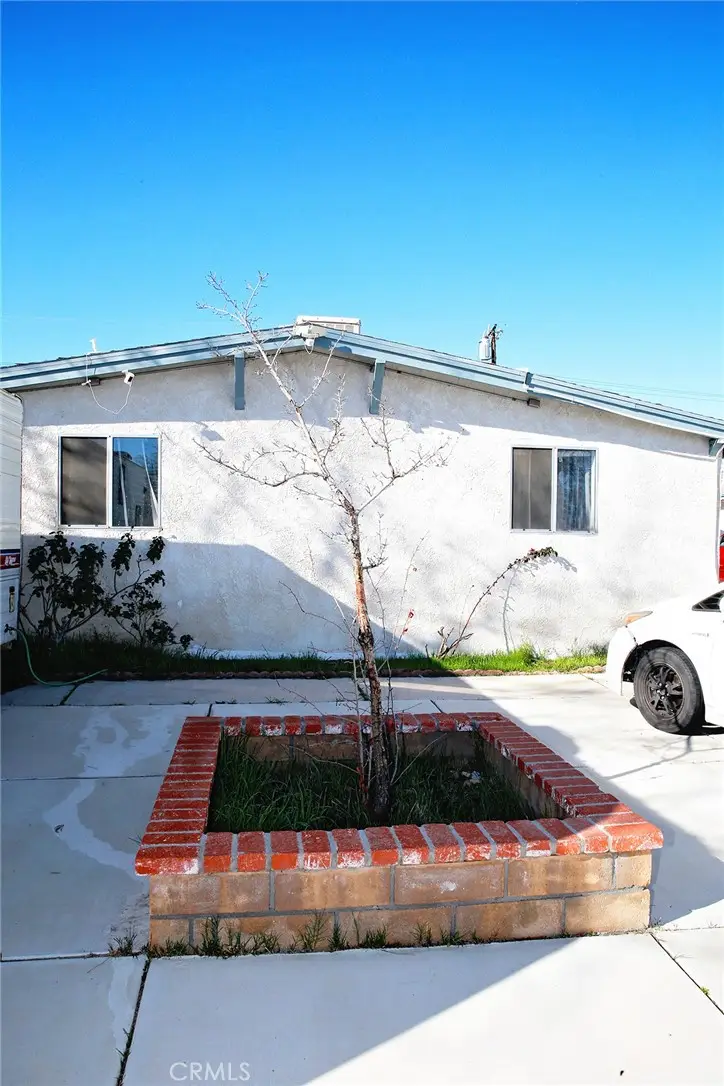 44129 Carolside, Lancaster, CA 93535 - Image #2