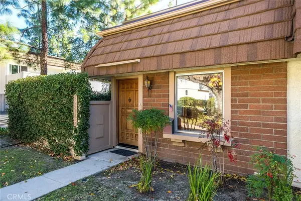 10214 Larwin Ave #7, Chatsworth, CA 91311