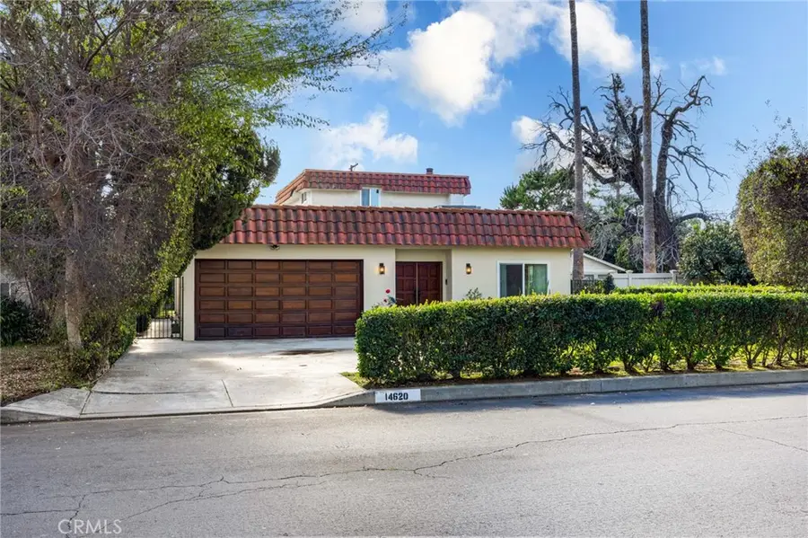 14620 Addison Street, Sherman Oaks, CA 91403 - Image #2