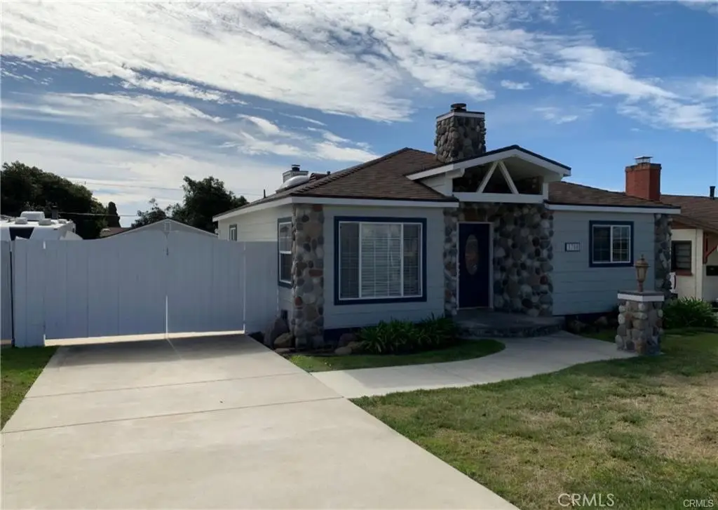 3750 Mound, San Buenaventura Ventura, CA 93003 - Image #1