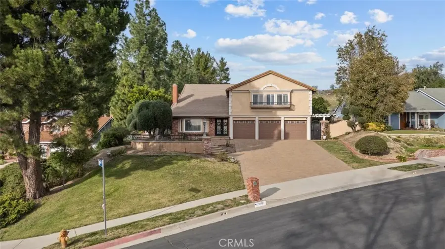 11101 Eton Avenue, Chatsworth, CA 91311 - Image #2
