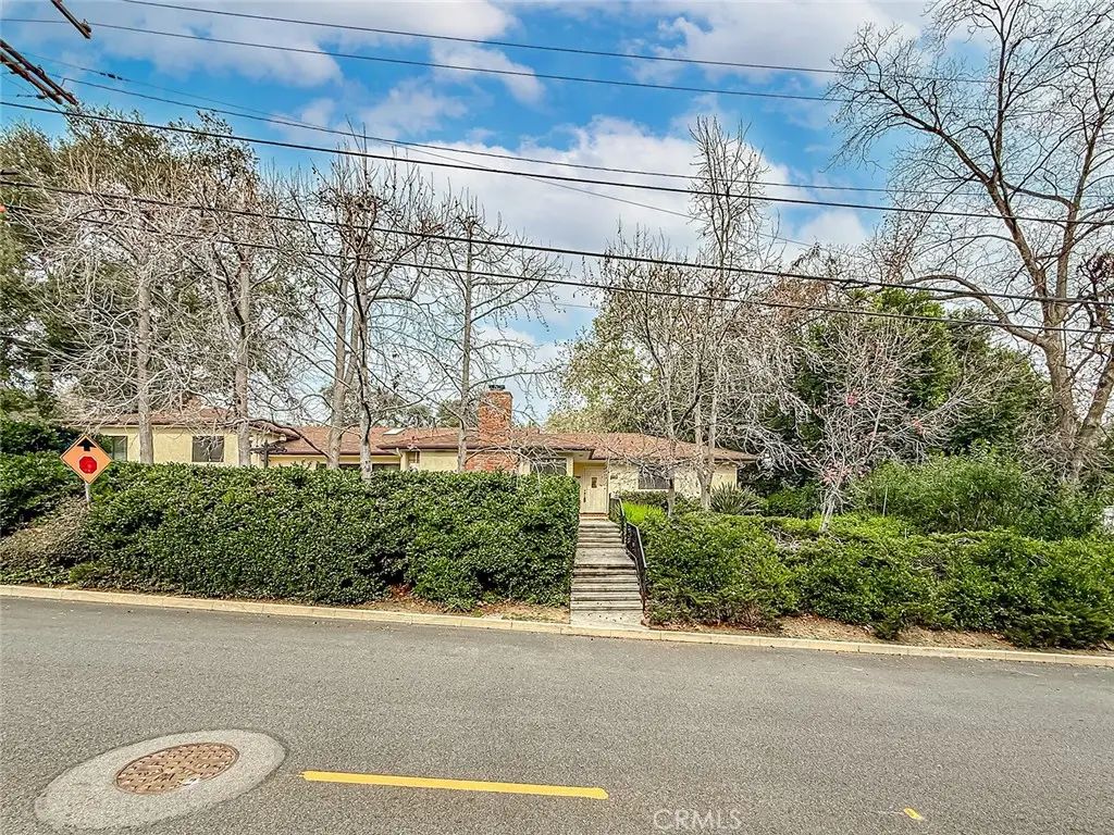 2001 Niodrara, Glendale, CA 91208 - #1