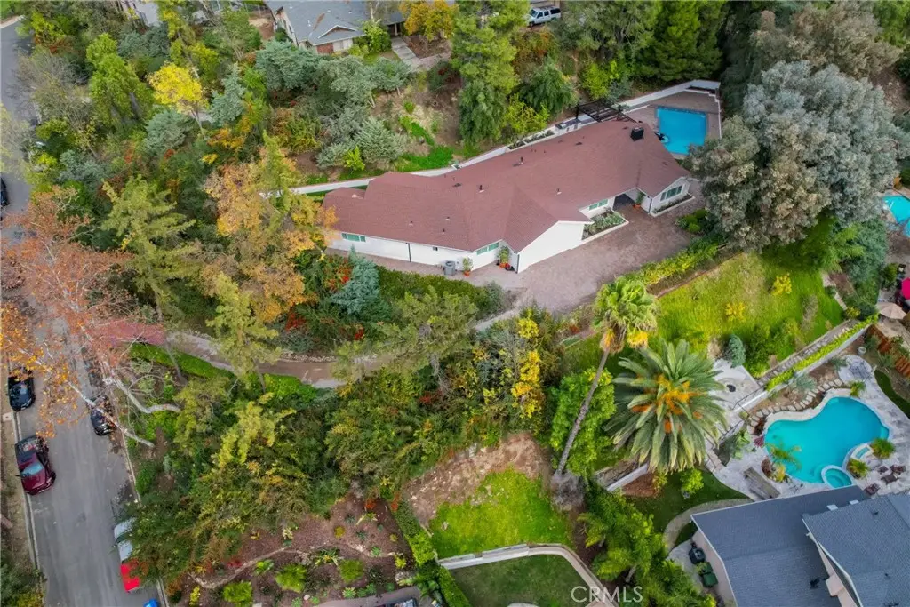 4732 Del Moreno Drive, Woodland Hills, CA 91364 - Image #1
