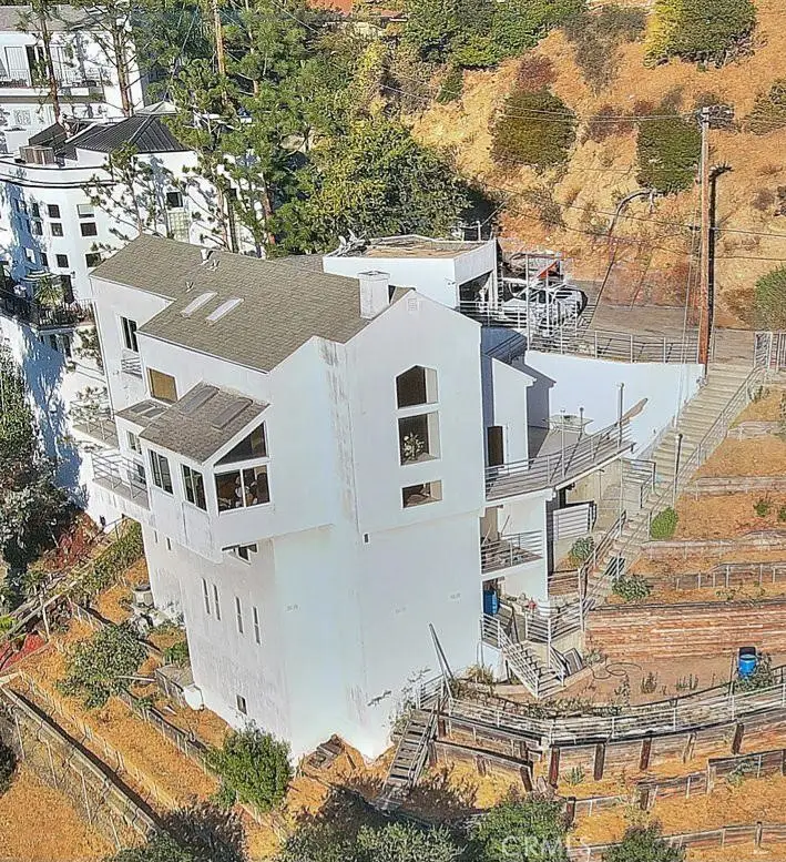 2579 Leicester Drive, Los Angeles, CA 90046 - #1