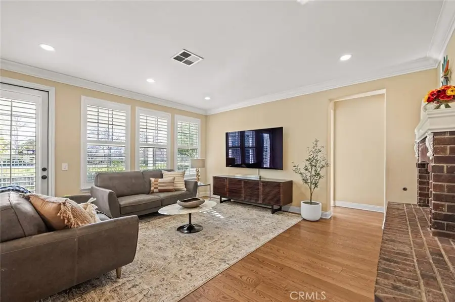 23930 Lakeside Road, Valencia, CA 91355 - Image #3