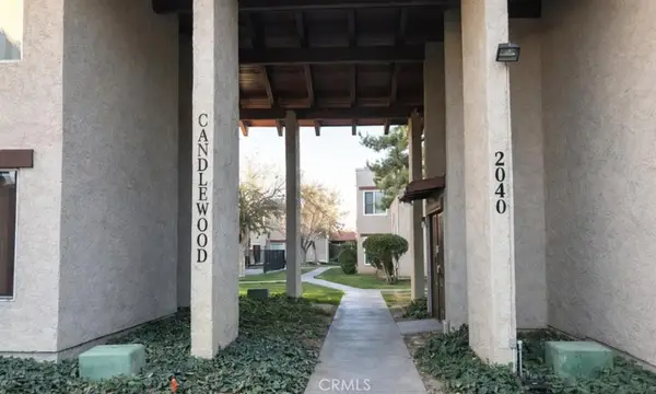 2040 W Avenue J13, Lancaster, CA 93536