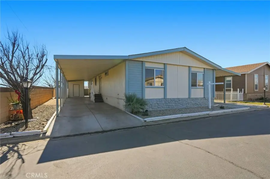 2121 E Avenue I #10, Lancaster, CA 93535 - #2