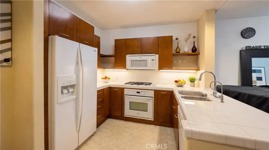 250 N First Street #415, Burbank, CA 91502 - Image #3