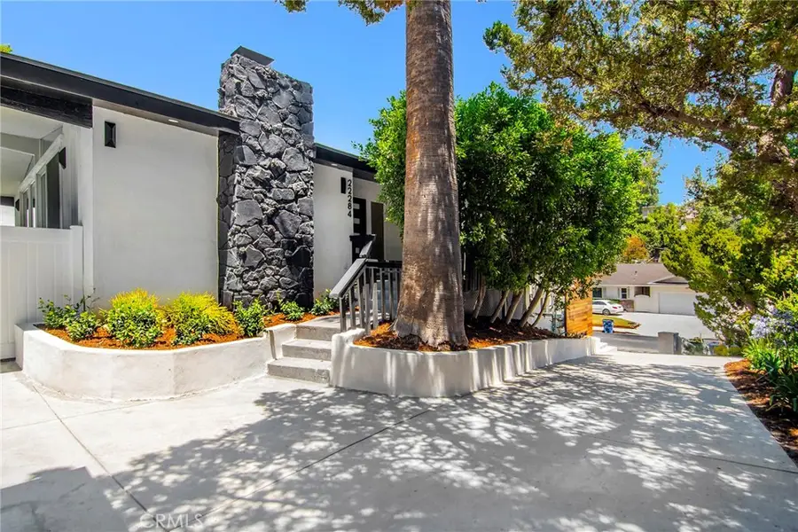 22284 Avenue San Luis, Woodland Hills, CA 91364 - #3