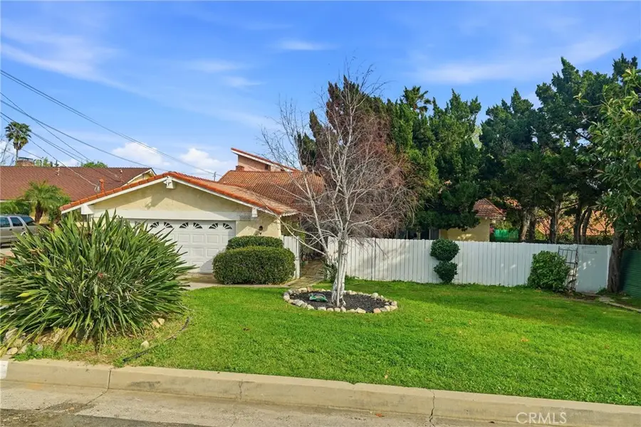10516 Independence Avenue, Chatsworth, CA 91311 - #2