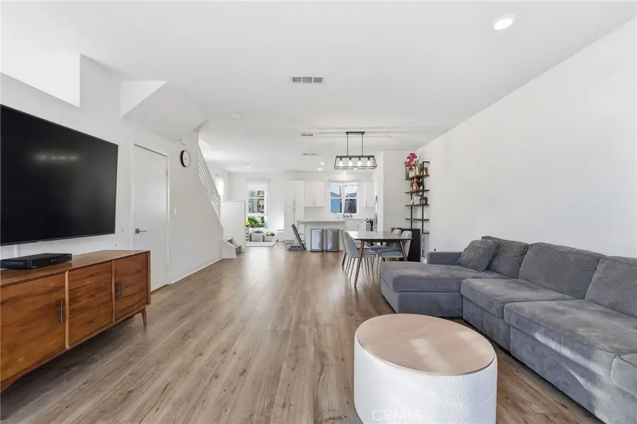 2700 E Chaucer #13, Los Angeles, CA 90065 - #3