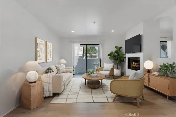 17735 Kinzie Street #304, Northridge, CA 91325