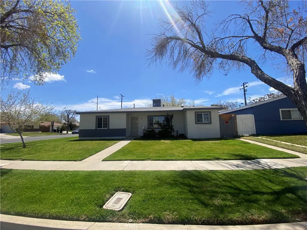 646 E Nugent, Lancaster, CA 93535 - #1