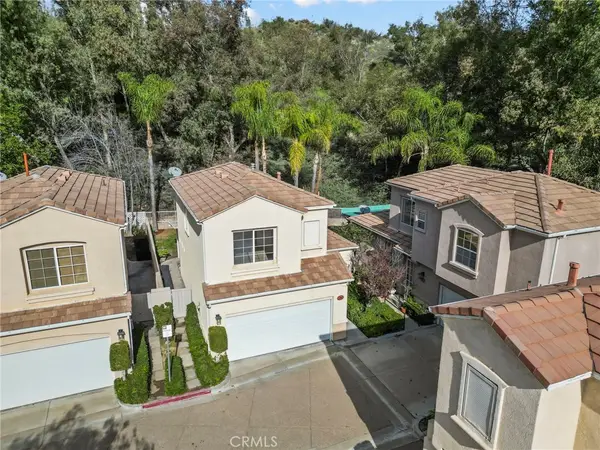 27915 Skycrest Circle, Valencia, CA 91354