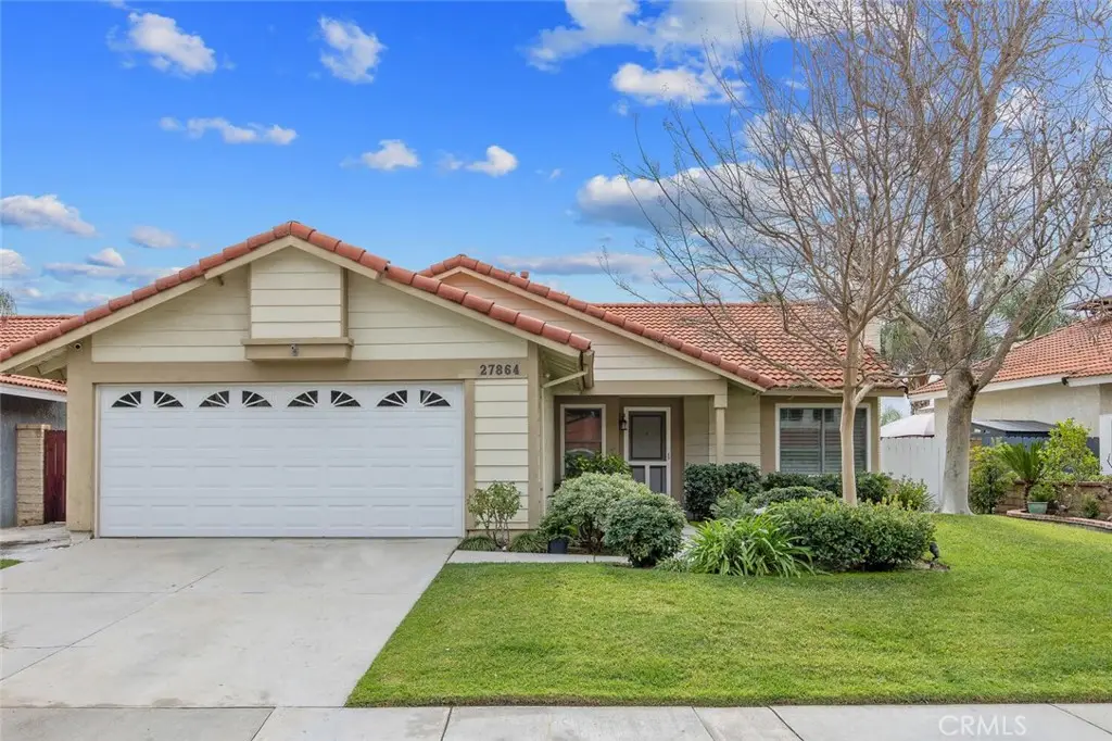 27864 Wakefield, Castaic, CA 91384 - #1