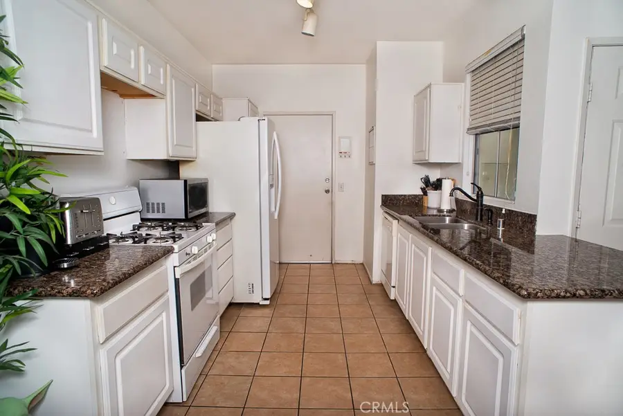 20000 Plum Canyon #1415, Saugus, CA 91350 - #2