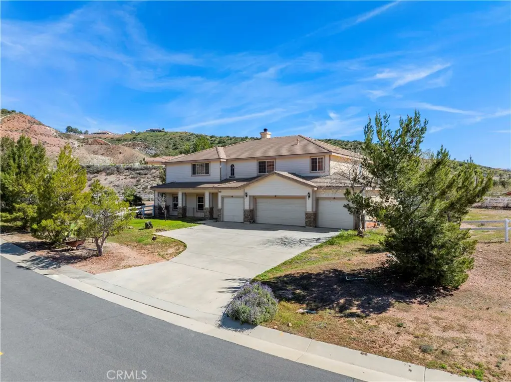 34250 Mcennery Canyon, Acton, CA 93510 - #1