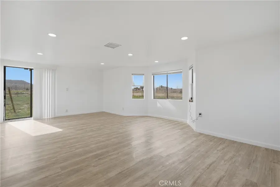 41016 150th E, Lake Los Angeles, CA 93535 - #3