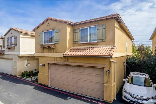 9427 Lemona Avenue #20, Northridge, CA 91343