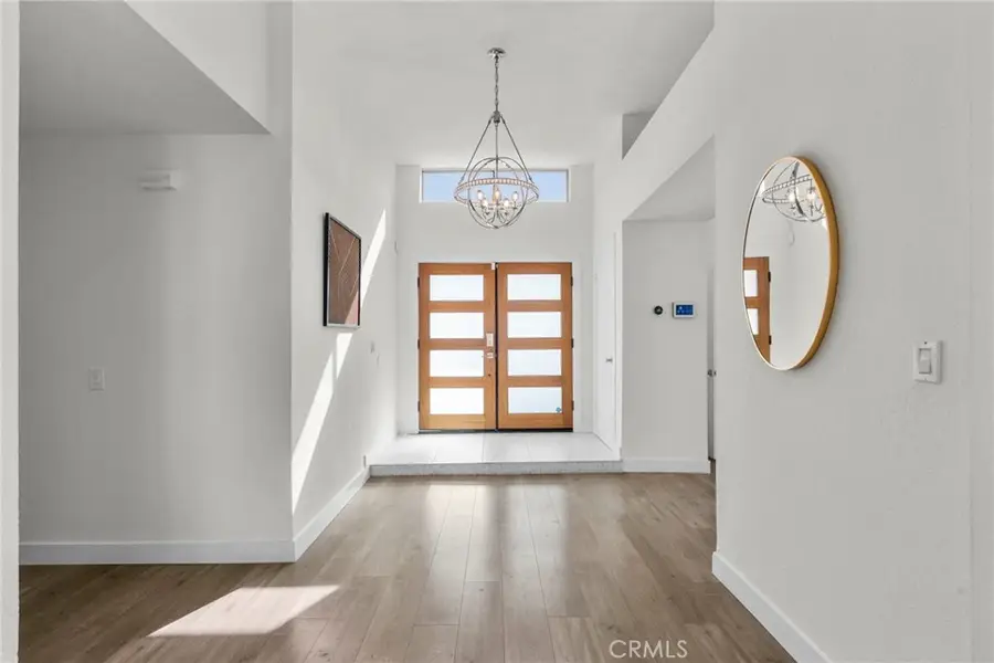 9549 Gladbeck, Northridge, CA 91324 - #3