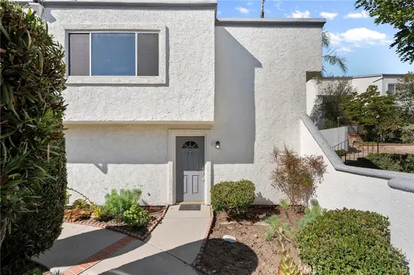 18515 Mayall Street #J, Northridge, CA 91324