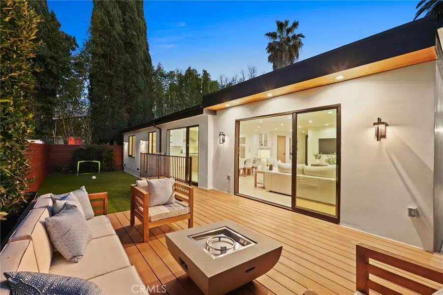 15609 Huston Street, Encino, CA 91436 - #2