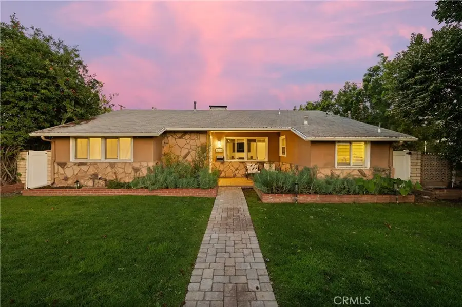 5208 Woodman, Van Nuys, CA 91401 - #2