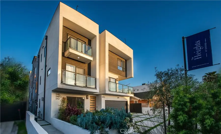 540 1/2 N Serrano, Los Angeles, CA 90004 - #2