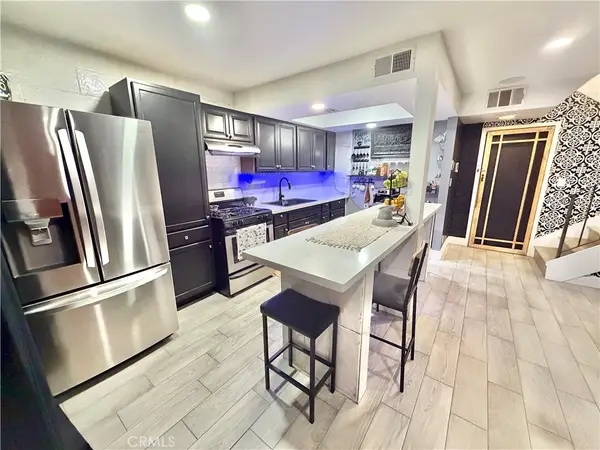 15555 Nordhoff #10, Northridge, CA 91343