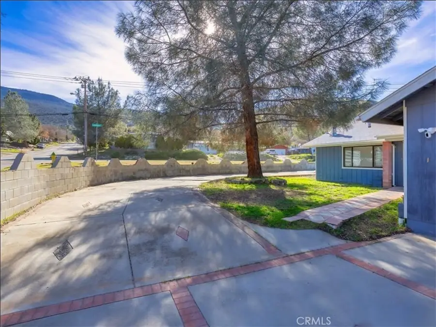 1 N Salaine Drive, Bodfish, CA 90291 - #2