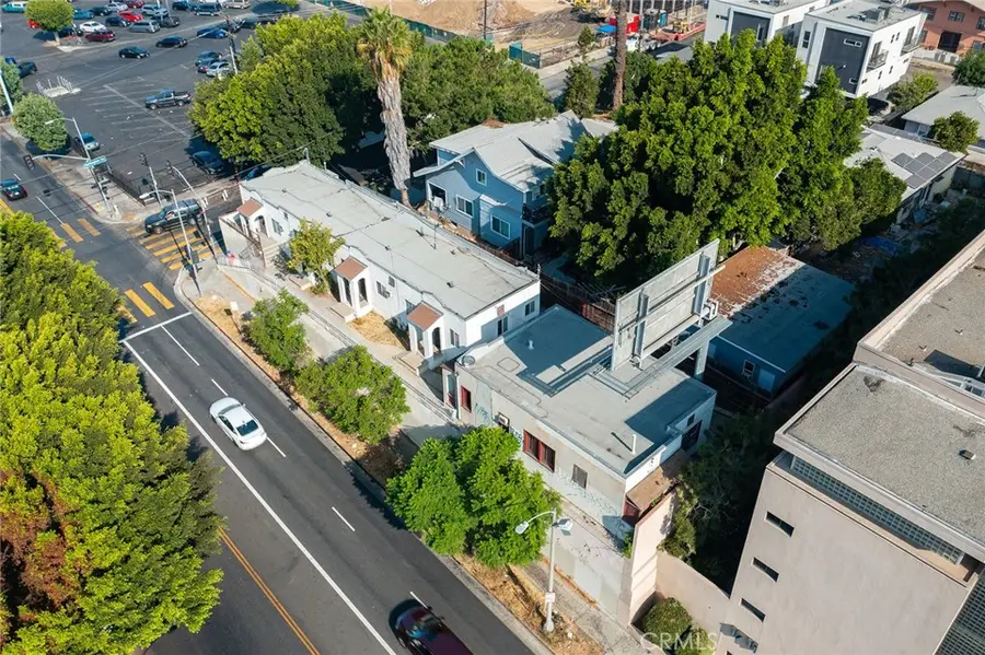 272 S Burlington Avenue, Los Angeles, CA 90057 - #3