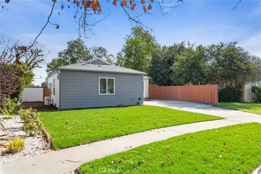 6714 Jellico, Lake Balboa, CA 91406 - #2