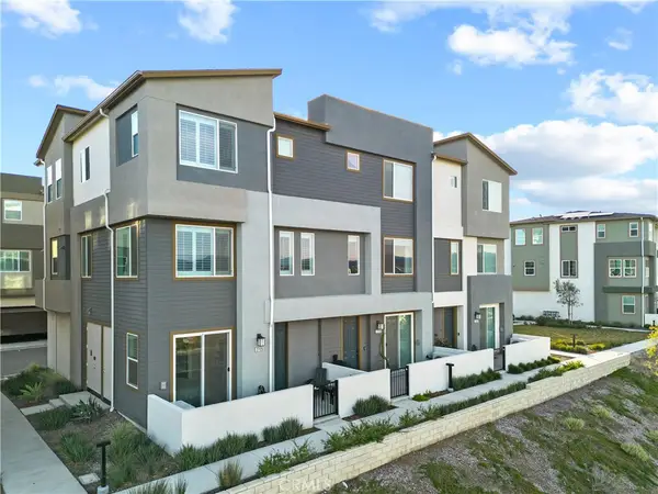 27129 Valley Oak, Valencia, CA 91381