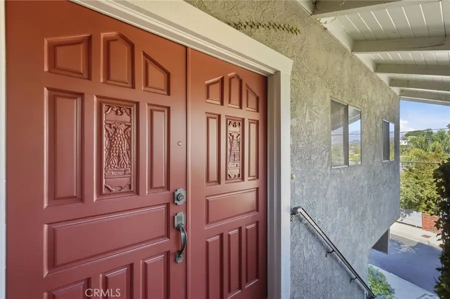 1011 Terrace 49, Los Angeles, CA 90042 - #2