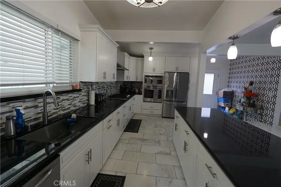 9327 Stanwin Avenue, Arleta, CA 91331 - #2