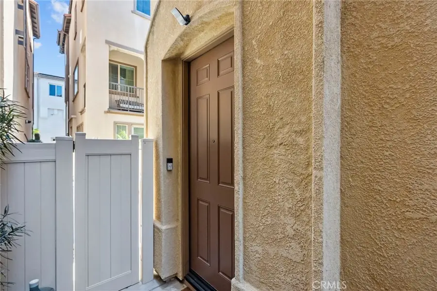 11226 N Alta, San Fernando, CA 91345 - #2