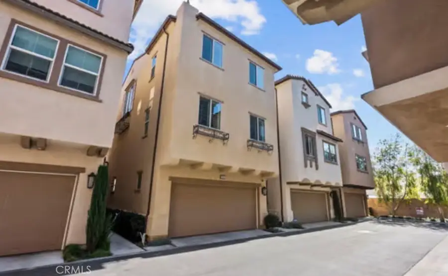 11226 N Alta, San Fernando, CA 91345 - #3