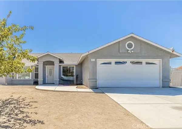 2711 28th St West, Rosamond, CA 93560