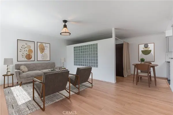 11138 Aqua Vista Street #49, Studio City, CA 91602