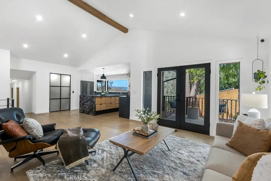 5200 Don Pio, Woodland Hills, CA 91364 - #3