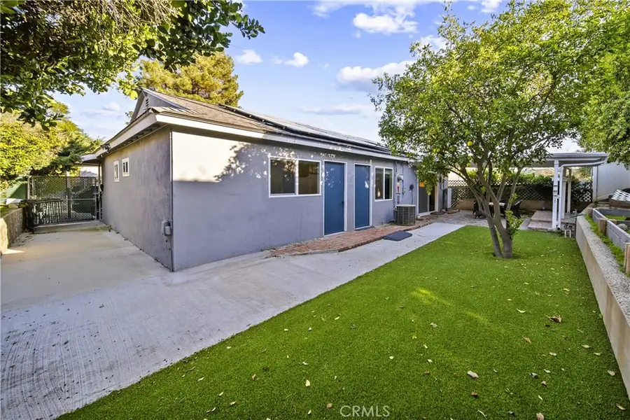 27215 Barada Avenue, Saugus, CA 91350 - #2
